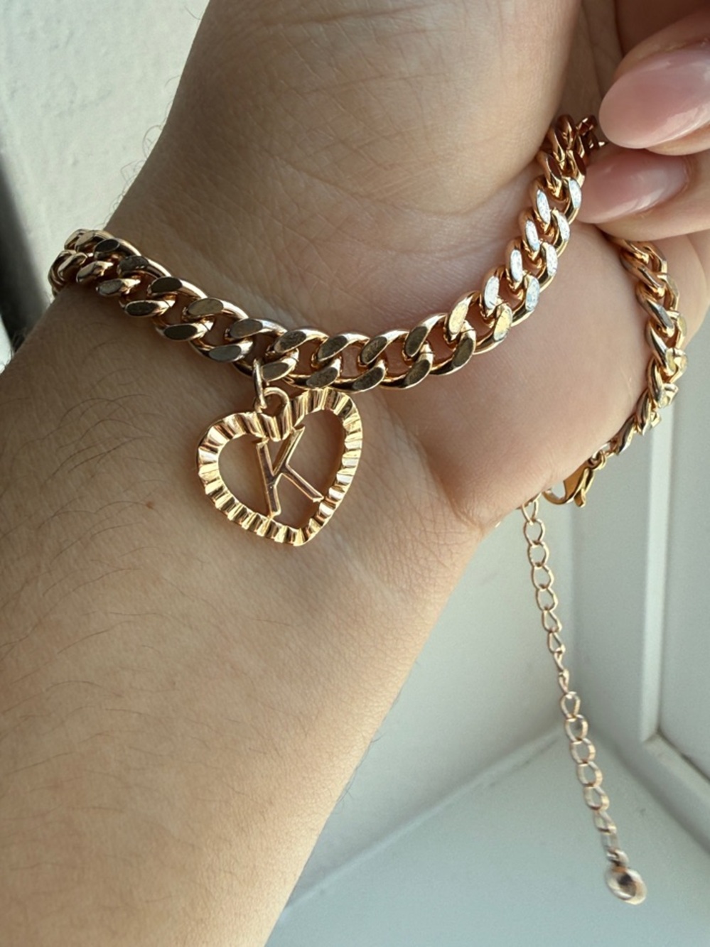 Gold Heart Charm Curb Chain Anklet - Women's Jewelry
